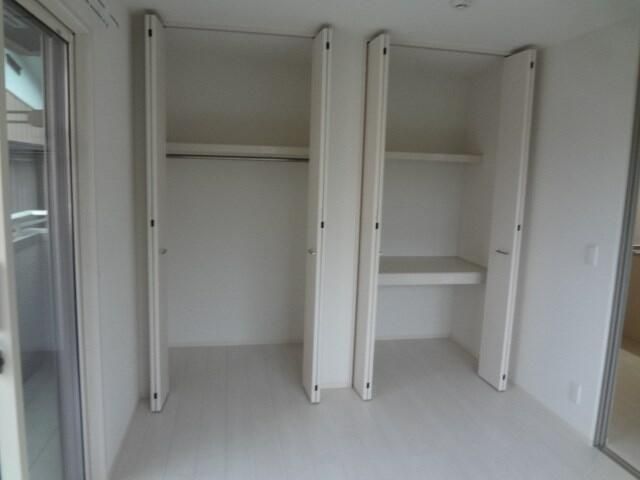 ��ʌ�����s�����T���ڂ̃A�p�[�g�̎��[