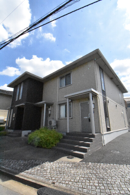 ��ʌ�����s�厚����1944-1�̃A�p�[�g�̌����O��