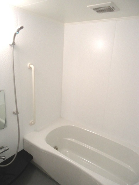 ��ʌ�����s�厚�����̃A�p�[�g�̃o�X