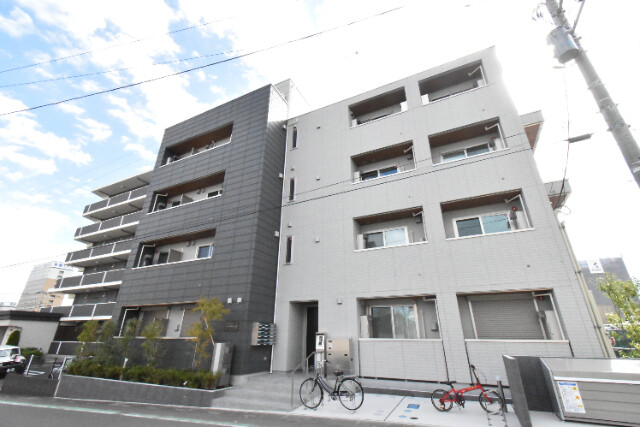 ��ʌ��������܎s�΋�厚����c�̃}���V�����̌����O��