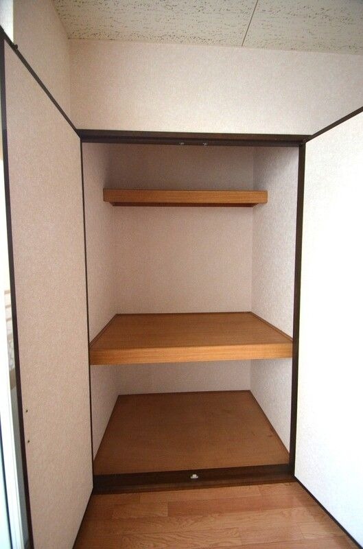 ��ʌ��������܎s��{��O���P���ڂ̃A�p�[�g�̎��[