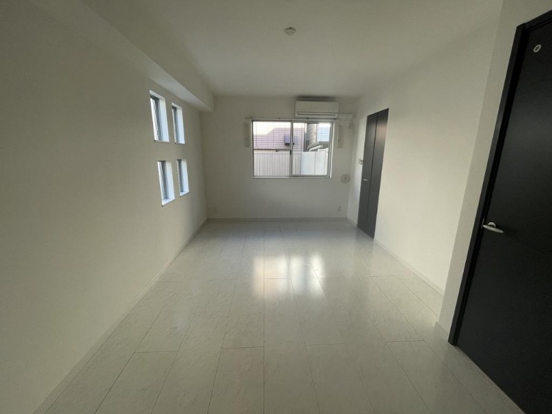 ��ʌ��������܎s��{��听���P���ڂ̃A�p�[�g�̋��ԁE���r���O