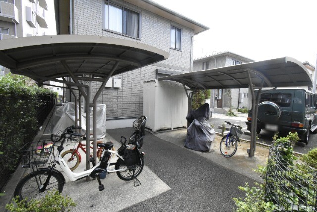 ��ʌ��������܎s�k��{�����Q���ڂ̃e���X�n�E�X�̂��̑�