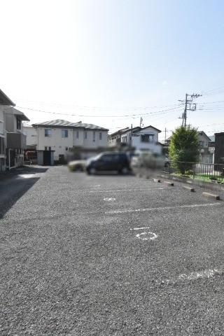 ��ʌ��������܎s����O���U���ڂ̃A�p�[�g�̒��ԏ�