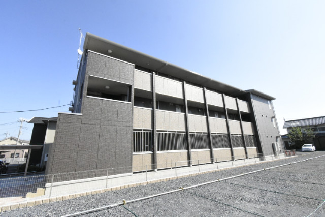 ��ʌ��������܎s����厚�w��̃A�p�[�g�̌����O��