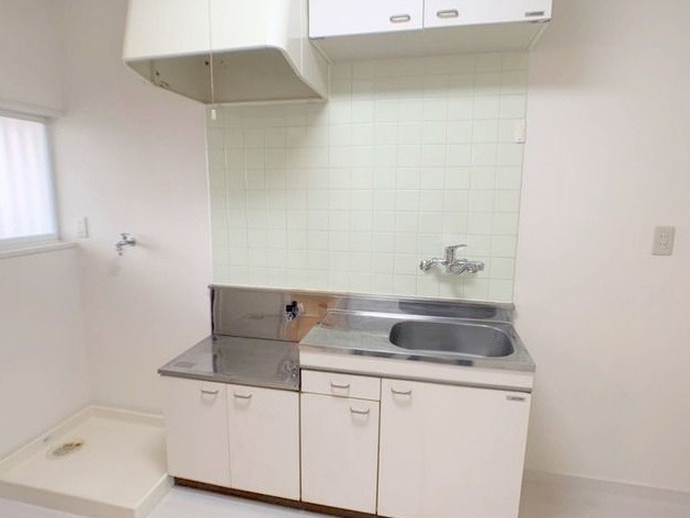 ��ʌ��������܎s����厚��v�ۗ̉Ƃ̃A�p�[�g�̃L�b�`��