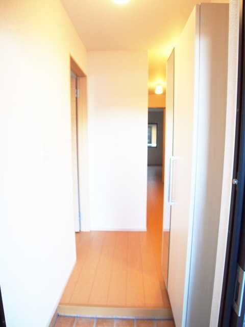 ��ʌ��������܎s�΋摾�c�E�P���ڂ̃A�p�[�g�̌���