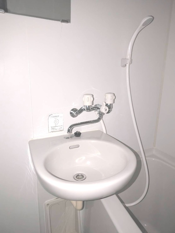 ��ʌ��������܎s�����擌��{�Q���ڂ̃}���V�����̐��ʏ�