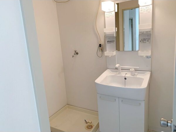 ��ʌ��������܎s�k�擌�听���P���ڂ̃}���V�����̐��ʏ�