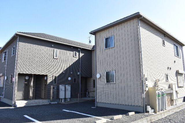 ��ʌ��������܎s����厚���V�n162-1�̃A�p�[�g�̌����O��