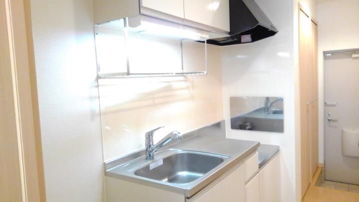 ��ʌ������s���v��̃A�p�[�g�̃L�b�`��