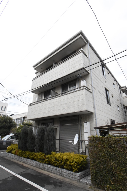 ��ʌ��������܎s��{��听���Q����261�̃}���V�����̌����O��