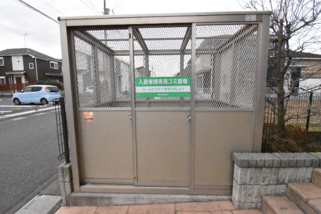 ��ʌ��z�J�s���C�N�^�E���Q���ڂ̃A�p�[�g�̂��̑�