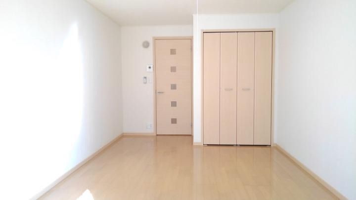 ��ʌ������s���v��̃A�p�[�g�̂��̑������E�X�y�[�X