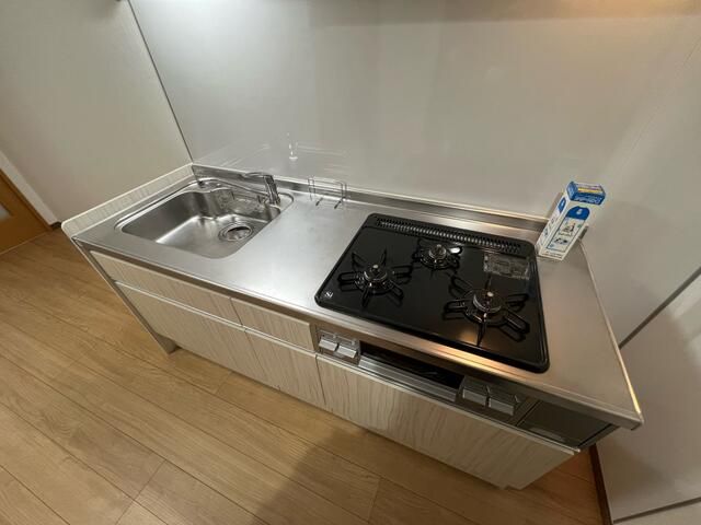 ��ʌ������s���h�P���ڂ̃}���V�����̃L�b�`��