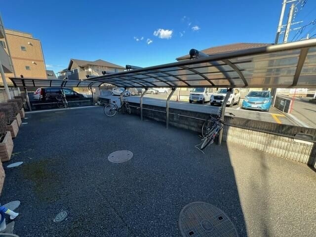 ��ʌ������s���h�P���ڂ̃}���V�����̂��̑�