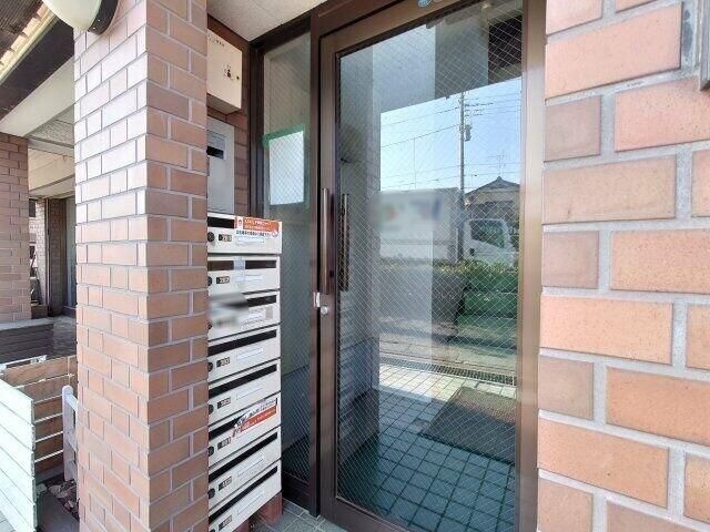 ��ʌ��������܎s�������a�c���Q���ڂ̃}���V�����̃G���g�����X