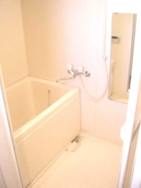 ��ʌ��������܎s����O���T���ڂ̃}���V�����̃o�X