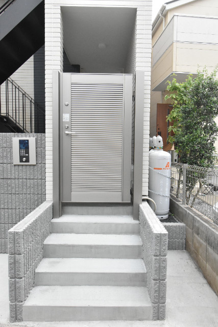 ��ʌ��������܎s������厚�@���̃A�p�[�g�̃G���g�����X