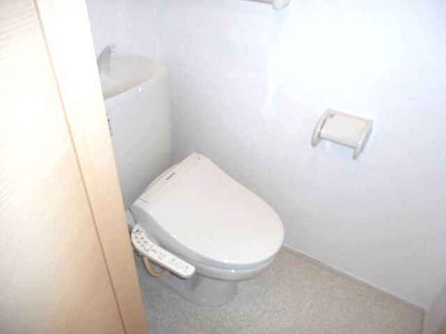 ��ʌ�����s�厚������̃A�p�[�g�̃g�C��