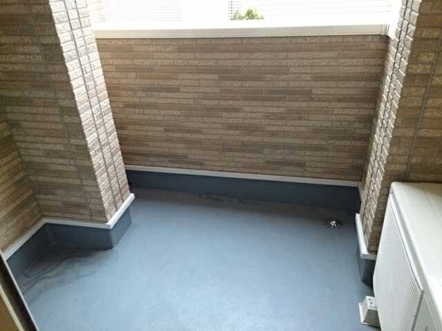 ��ʌ��������܎s�΋�����P���ڂ̃A�p�[�g�̃o���R�j�[