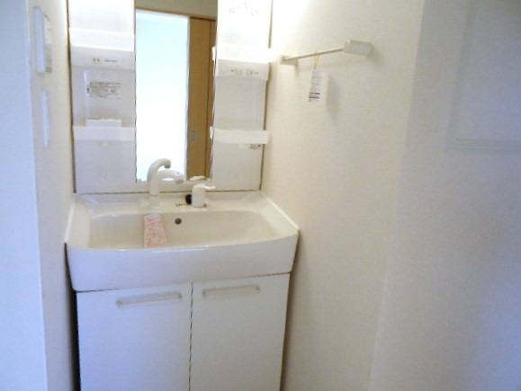 ��ʌ�����s�厚����̃A�p�[�g�̐��ʏ�