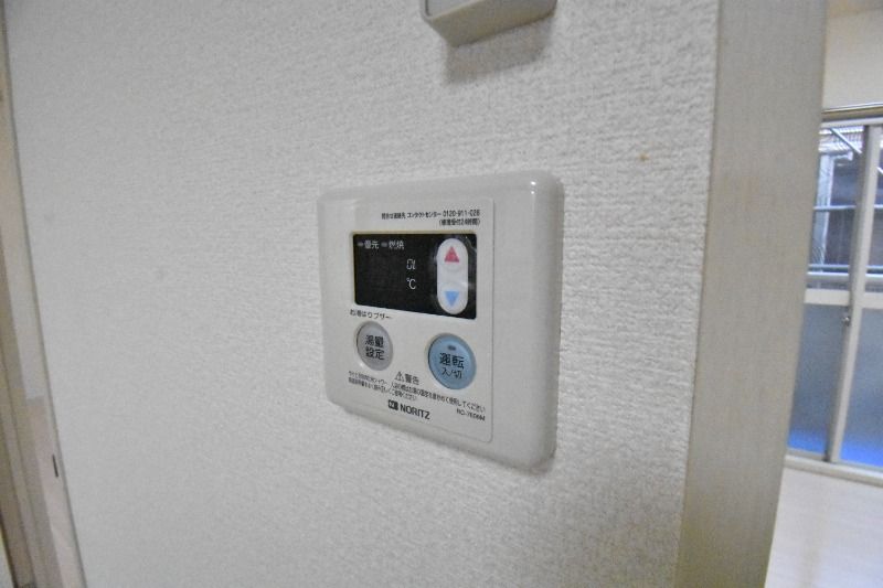 ��ʌ�����s�厚���s�̃A�p�[�g�̂��̑��ݔ�