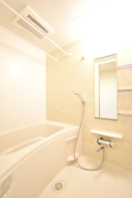 ��ʌ��������܎s��{��������P���ڂ̃}���V�����̃o�X