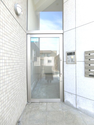 ��ʌ�����s�厚������̃}���V�����̃G���g�����X