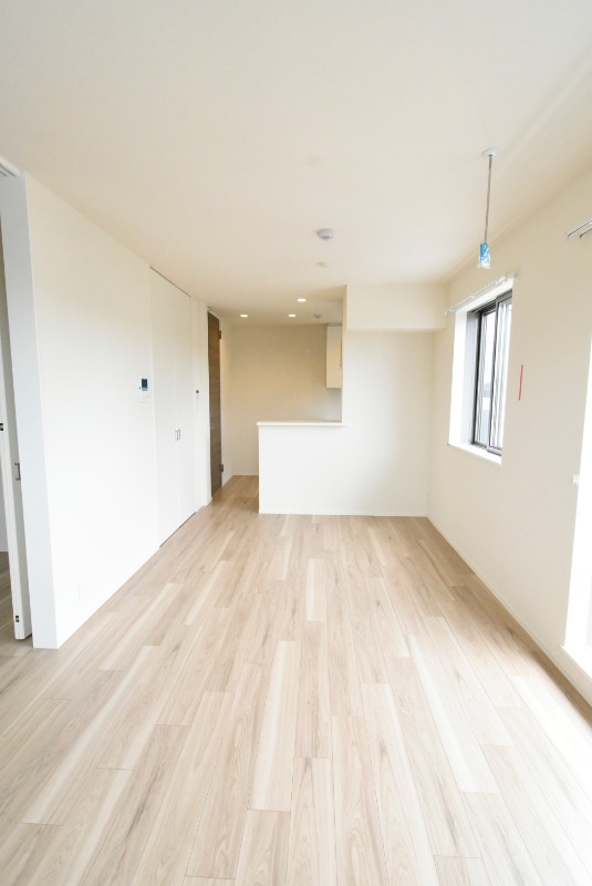 ��ʌ��������܎s��{��y�蒬�R���ڂ̃}���V�����̋��ԁE���r���O