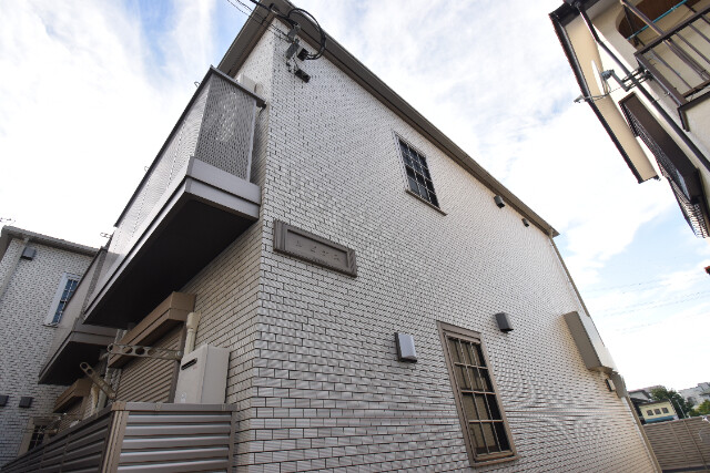 ��ʌ�����s������S����25-23�̃A�p�[�g�̌����O��