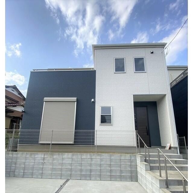 ��ʌ��������܎s��΋�{���Q���ڂ̈�ˌ��ẴG���g�����X