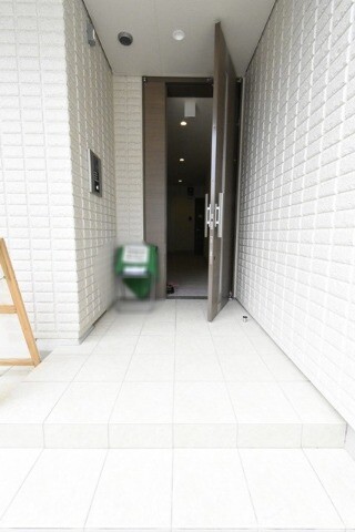 ��ʌ��������܎s��{��y�蒬�R���ڂ̃}���V�����̃G���g�����X