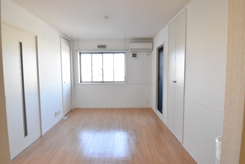 ��ʌ�����s������S���ڂ̃A�p�[�g�̂��̑������E�X�y�[�X