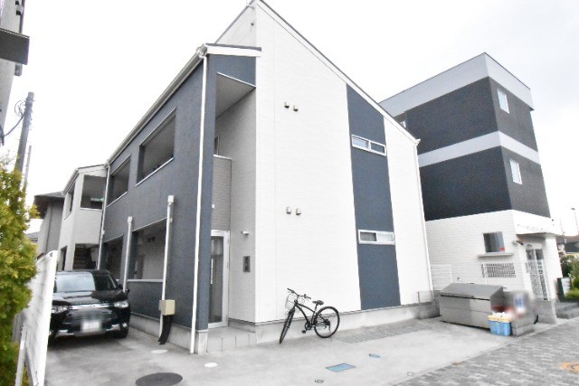 ��ʌ��z�J�s���C�N�^�E���V����8-8�̃A�p�[�g�̌����O��