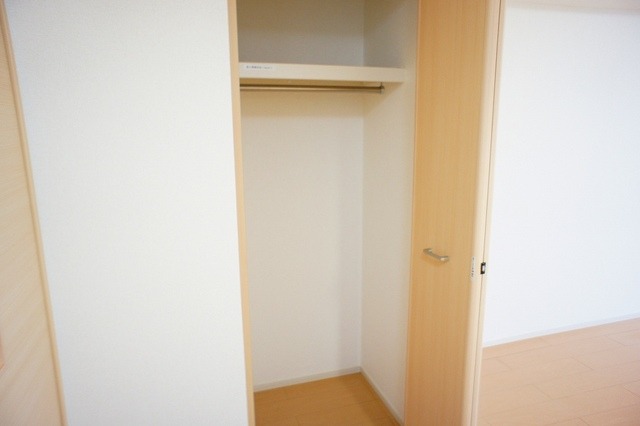 ��ʌ������s�����Q���ڂ̃A�p�[�g�̎��[