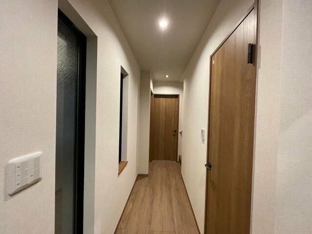 ��ʌ��������܎s�Y�a��̉ƂQ���ڂ̈�ˌ��Ă̌���