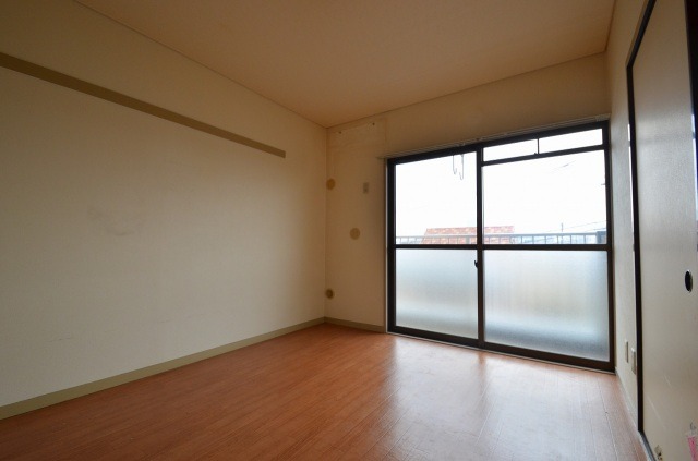 ��ʌ�����s�t���P���ڂ̃}���V�����̋��ԁE���r���O