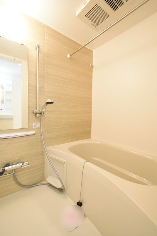 ��ʌ��������܎s���搼��{�S���ڂ̃}���V�����̃o�X