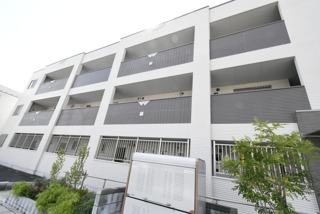 ��ʌ��������܎s���搼��{�S����14-8�̃}���V�����̌����O��