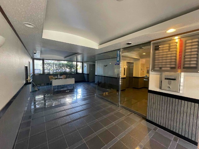 ��ʌ��������܎s���ʏ��R���ڂ̃}���V�����̃G���g�����X