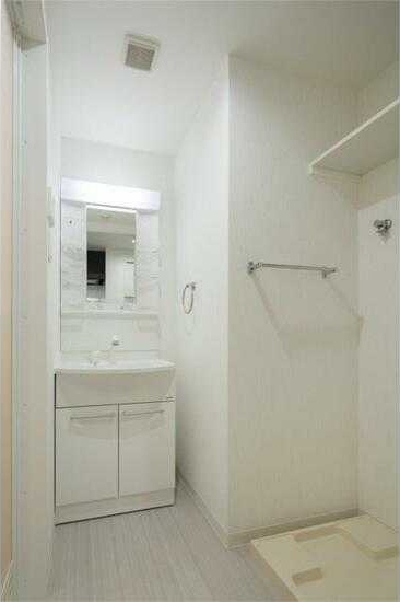 ��ʌ��������܎s��΋�{���S���ڂ̃}���V�����̐��ʏ�