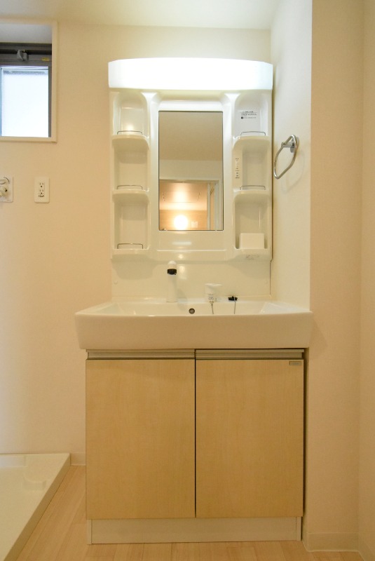 ��ʌ��������܎s���搼��{�S���ڂ̃}���V�����̐��ʏ�