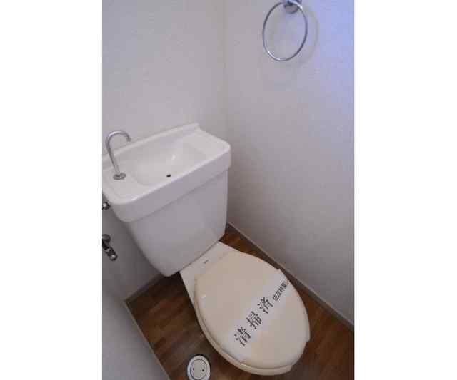 ��ʌ�����s�ܔԒ��̃A�p�[�g�̃g�C��