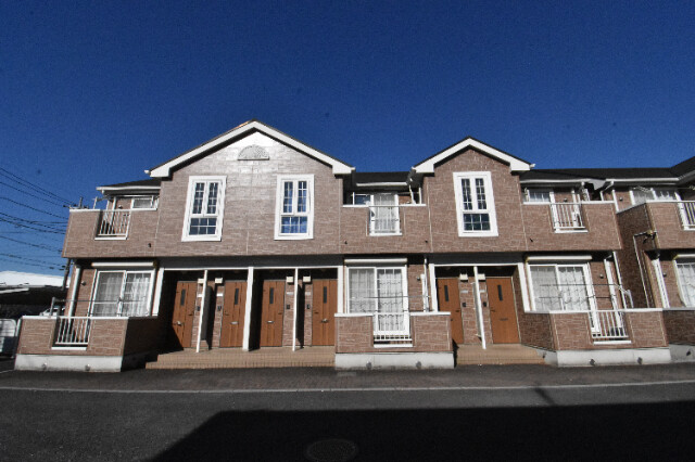 ��ʌ��k�����S�ɓޒ��厚�����̃A�p�[�g�̃G���g�����X