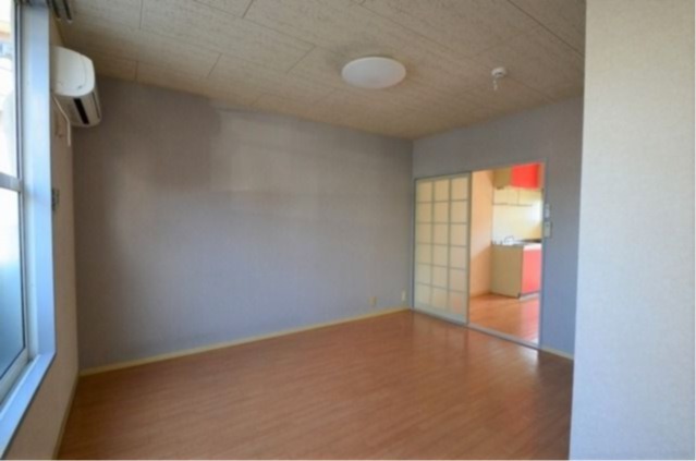 ��ʌ��������܎s������㗎���X���ڂ̃A�p�[�g�̋��ԁE���r���O