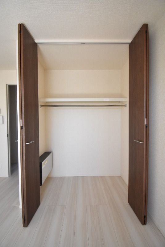 ��ʌ��������܎s��{��㏬���̃A�p�[�g�̎��[