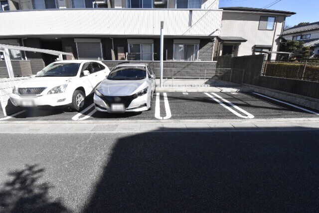 ��ʌ��������܎s��{��㏬���̃A�p�[�g�̒��ԏ�