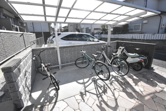 ��ʌ��������܎s��{��㏬���̃A�p�[�g�̂��̑�