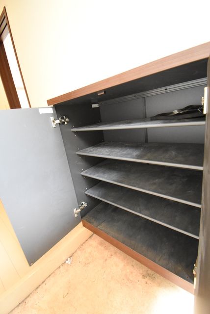 ��ʌ��������܎s��{��k�ܒ��Q���ڂ̃A�p�[�g�̎��[